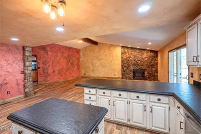 3452 N 67th Drive, Phoenix, AZ 85033 - Photo 4