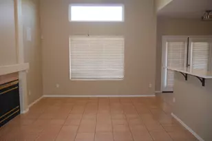 26247 N 45th Pl, Phoenix, AZ 85050 - Photo 2
