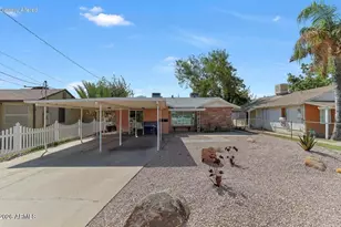 216 S Hobson, Mesa, AZ 85204 - Photo 2