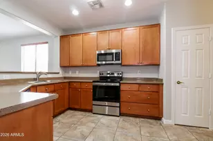 2427 S 101st Ln, Tolleson, AZ 85353 - Photo 4