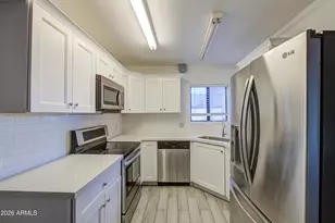 3001 E Grandview Rd, Phoenix, AZ 85032 - Photo 12