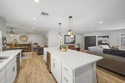 2802 E Mission Lane, Phoenix, AZ 85028 - Photo 14