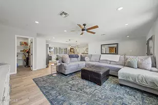 2802 E Mission Ln, Phoenix, AZ 85028 - Photo 10