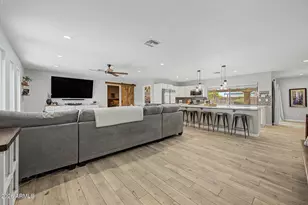 2802 E Mission Ln, Phoenix, AZ 85028 - Photo 6