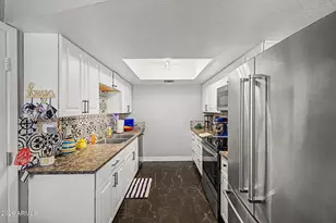 10120 N 96th Dr, Peoria, AZ 85345 - Photo 8