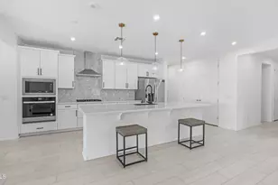 13303 W Eagle Feather Rd, Peoria, AZ 85383 - Photo 6