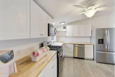 555 W Warner Road #35, Chandler, AZ 85225 - Photo 10