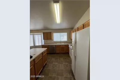 818 W Silver Creek Road, Gilbert, AZ 85233 - Photo 6