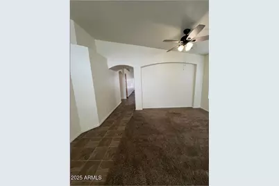 818 W Silver Creek Road, Gilbert, AZ 85233 - Photo 4