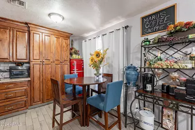 2022 W Aster Drive, Phoenix, AZ 85029 - Photo 8