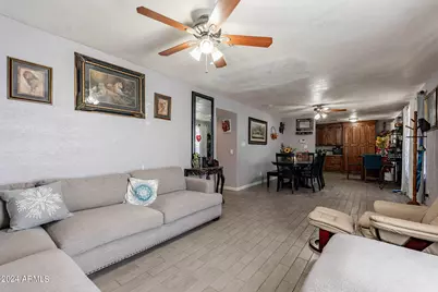 2022 W Aster Drive, Phoenix, AZ 85029 - Photo 10