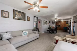 2022 W Aster Dr, Phoenix, AZ 85029 - Photo 10