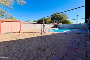 2022 W Aster Dr, Phoenix, AZ 85029 - Photo 22