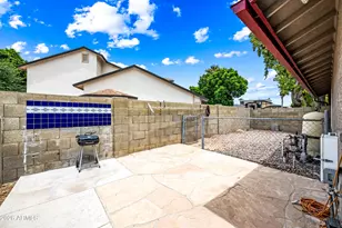 610 N Rosemont Cir, Mesa, AZ 85205 - Photo 32