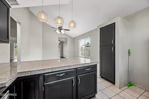 610 N Rosemont Cir, Mesa, AZ 85205 - Photo 14