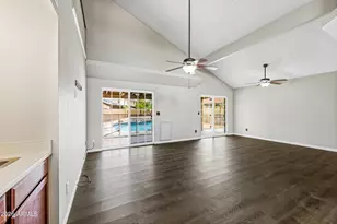 610 N Rosemont Cir, Mesa, AZ 85205 - Photo 8