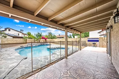 610 N Rosemont Circle, Mesa, AZ 85205 - Photo 8