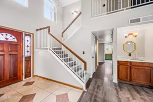 610 N Rosemont Cir, Mesa, AZ 85205 - Photo 4