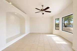 10032 W Devonshire Dr, Arizona City, AZ 85123 - Photo 2