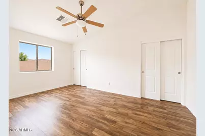 10032 W Devonshire Drive, Arizona City, AZ 85123 - Photo 6