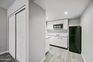 3025 N 32nd St, Phoenix, AZ 85018 - Photo 6