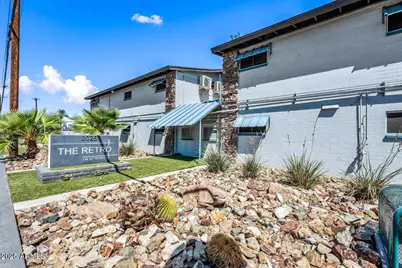 3025 N 32nd Street #10, Phoenix, AZ 85018 - Photo 1