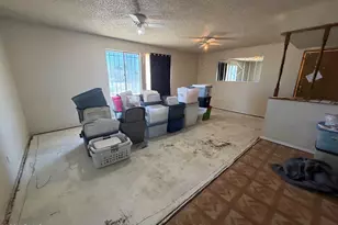 6420 W College Dr, Phoenix, AZ 85033 - Photo 2
