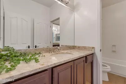 8809 S 10th Drive, Phoenix, AZ 85041 - Photo 30