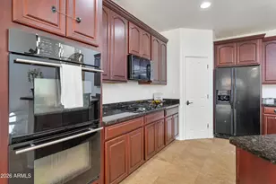 8809 S 10th Dr, Phoenix, AZ 85041 - Photo 10