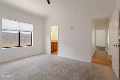 8809 S 10th Drive, Phoenix, AZ 85041 - Photo 32