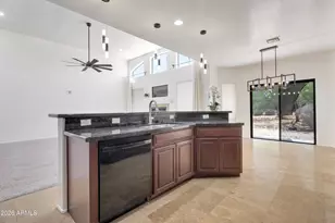 8809 S 10th Dr, Phoenix, AZ 85041 - Photo 12
