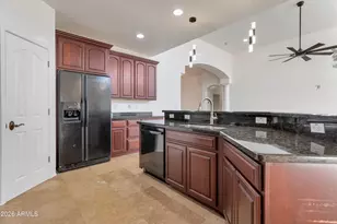 8809 S 10th Dr, Phoenix, AZ 85041 - Photo 12