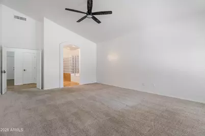 8809 S 10th Drive, Phoenix, AZ 85041 - Photo 18