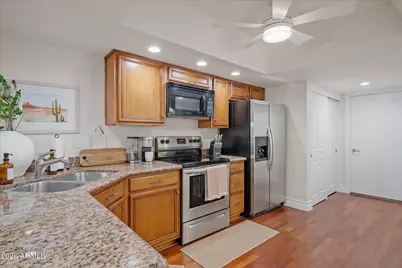 5805 N 24th Place, Phoenix, AZ 85016 - Photo 10