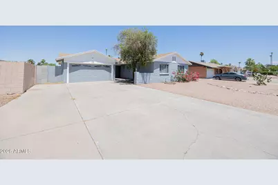 4704 S La Rosa Drive, Tempe, AZ 85282 - Photo 1