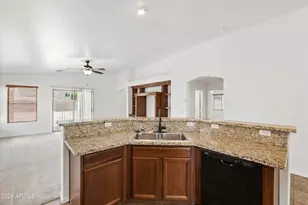 11217 W Rio Vista Ln, Avondale, AZ 85323 - Photo 4