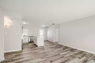 18237 N 34th Dr, Phoenix, AZ 85053 - Photo 4