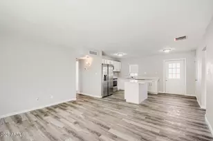 18237 N 34th Dr, Phoenix, AZ 85053 - Photo 4