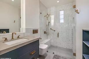 8280 E Tailfeather Dr, Scottsdale, AZ 85255 - Photo 32