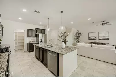 538 W Tallula Trail, San Tan Valley, AZ 85140 - Photo 4