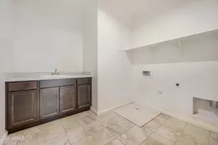 538 W Tallula Trail, San Tan Valley, AZ 85140 - Photo 14