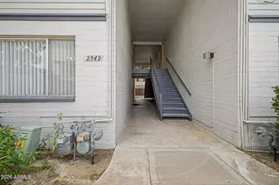 2549 W Rose Ln, Phoenix, AZ 85017 - Photo 2