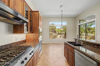 41907 N Moss Springs Road, Anthem, AZ 85086 - Photo 10