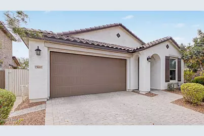 19607 W Turney Avenue, Litchfield Park, AZ 85340 - Photo 2