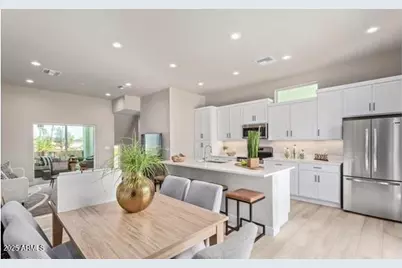 2030 E Michigan Avenue #11, Phoenix, AZ 85022 - Photo 2