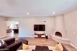 2645 E Vista Dr, Phoenix, AZ 85032 - Photo 4