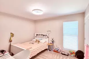 2645 E Vista Dr, Phoenix, AZ 85032 - Photo 16