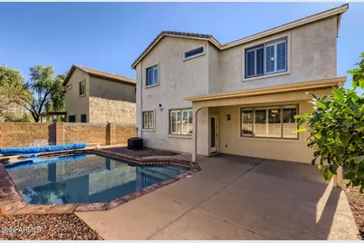 17456 W Mauna Loa Lane, Surprise, AZ 85388 - Photo 2