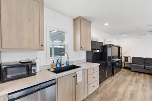 2060 N Center St, Mesa, AZ 85201 - Photo 30