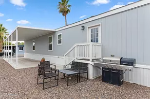 2060 N Center St, Mesa, AZ 85201 - Photo 4